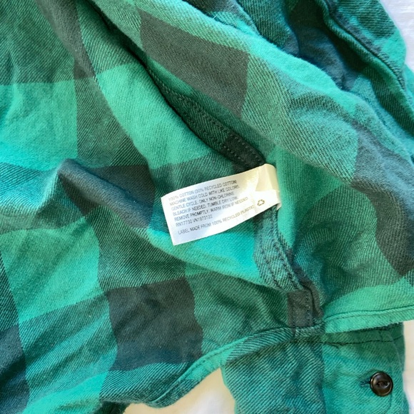 Universal Threads Womens Large Green & Black Flannel Long Sleeve Top - Picture 3 of 3